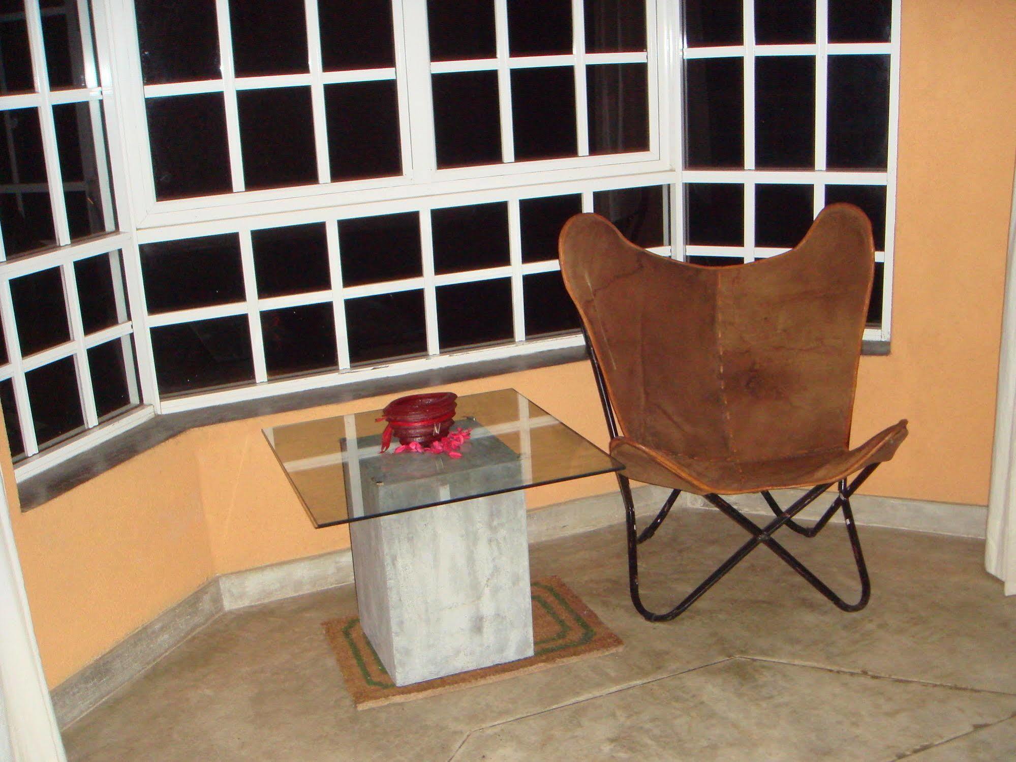 Club Lespri Hotel Palle Deltota Bagian luar foto